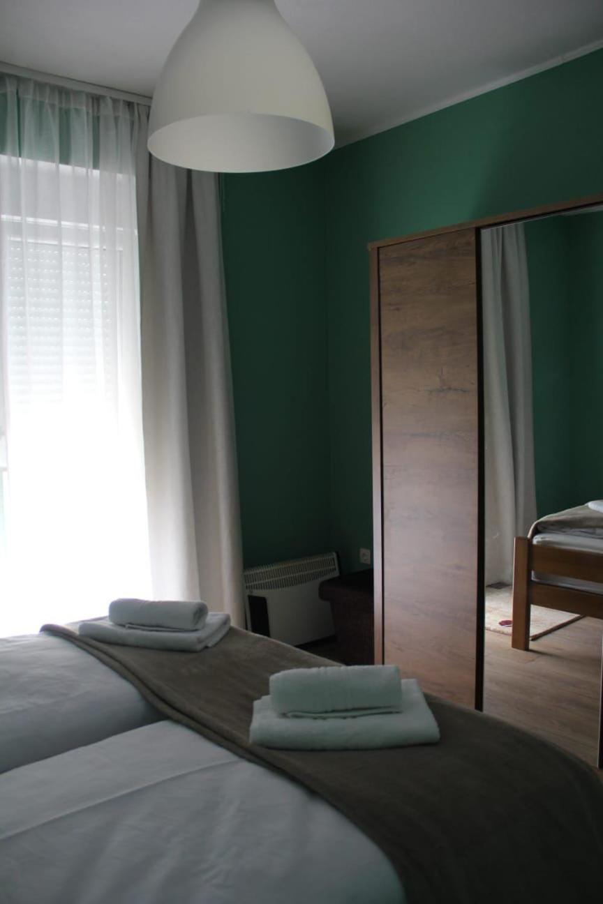 Apartman Lilium Knin Exterior photo