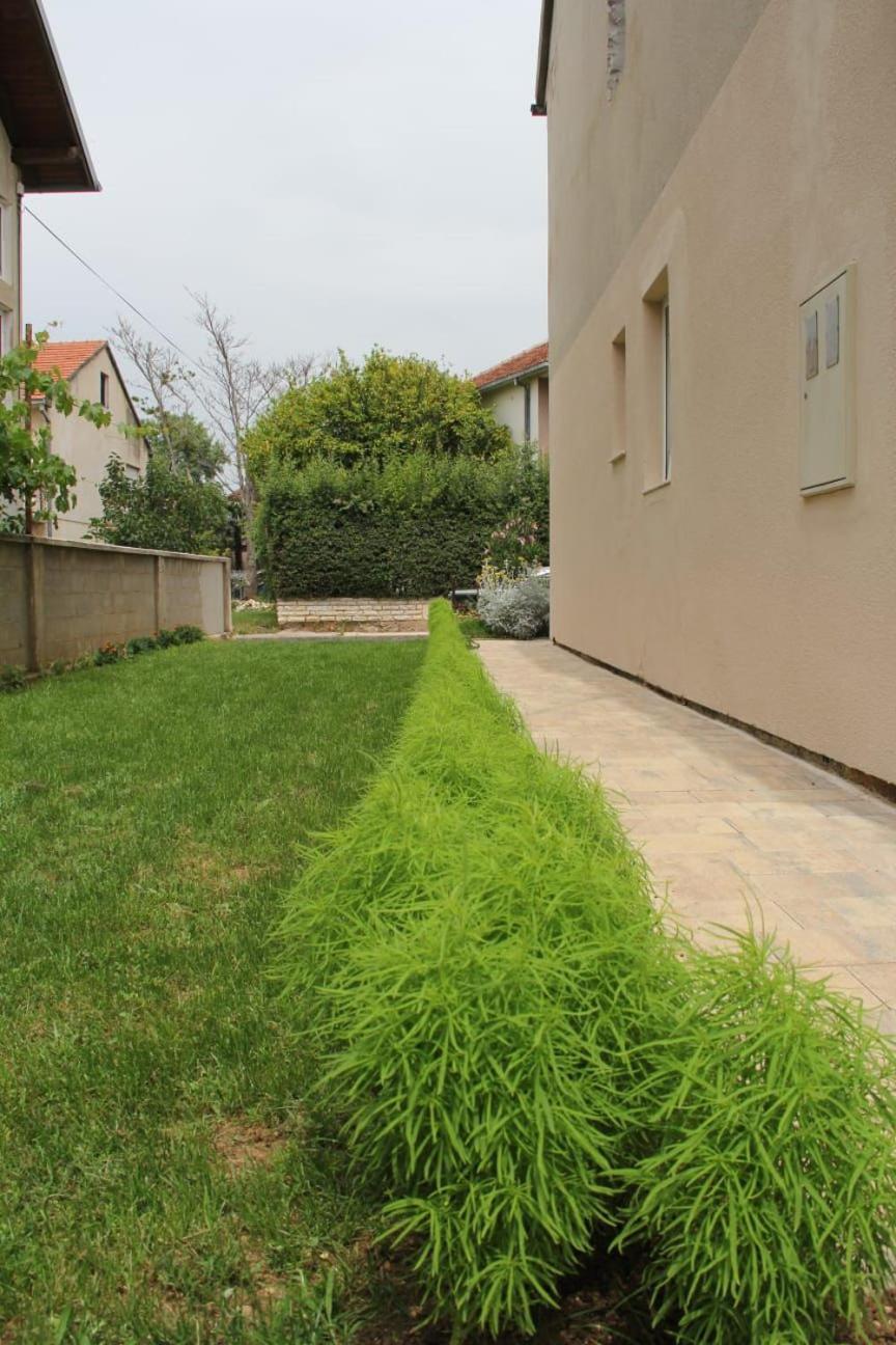 Apartman Lilium Knin Exterior photo